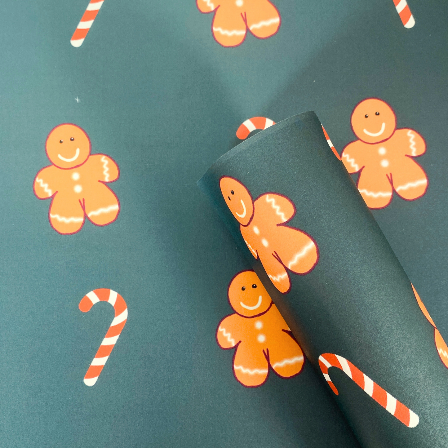 Green Gingerbread & Candy Cane Wrap